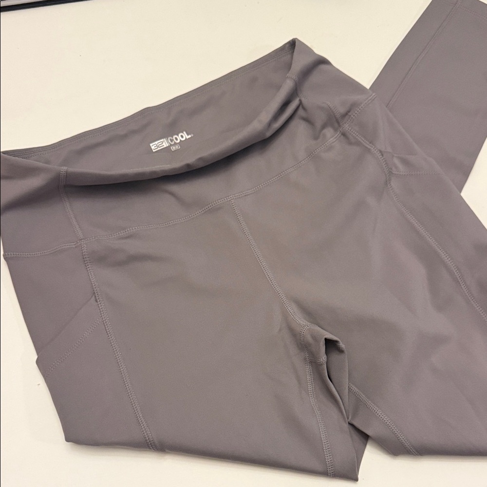 Super Soft Stretchy Excalibur Gray Athletic Leggings with Pocket